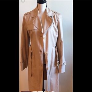 Woman trench coat Large by Kenneth Cole